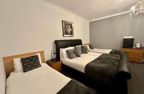 Dysart Hôtel | The Elbow Room