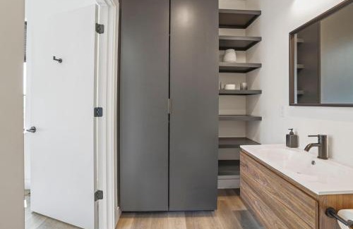 German Village Appartement | The Elegant Estate - Modern Home in Columbus