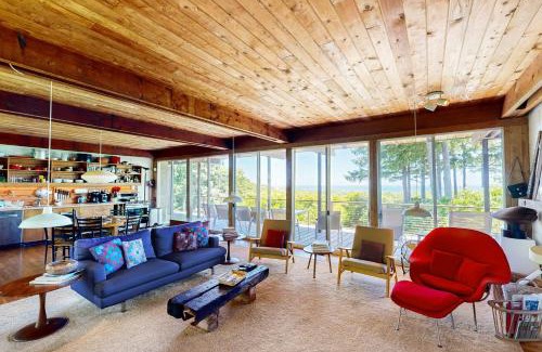 Chilmark Maison | The Eliot Noyes