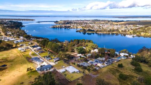 Paynesville Maison | The Emerald