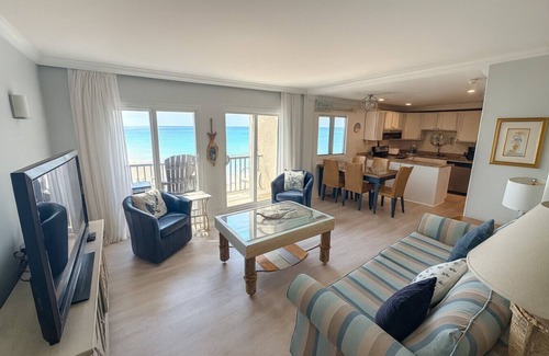 Sunnyside Copropriété | The Emerald Edge - Pinnacle Port