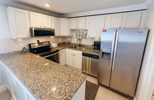 Sunnyside Copropriété | The Emerald Edge - Pinnacle Port