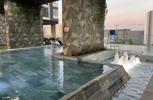 Thuan An Appartement | The Emerald Golf View Apartment