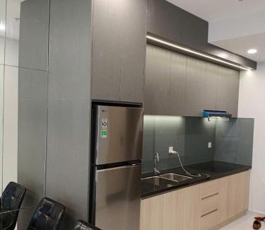 Thuan An Appartement | The Emerald Golf View