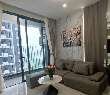 Thuan An Appartement | The Emerald Golf View