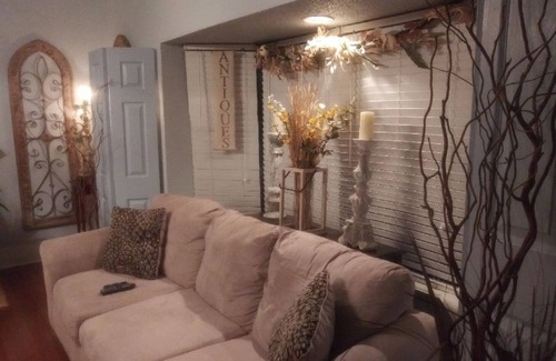 Jefferson Maison | The Empty Nest