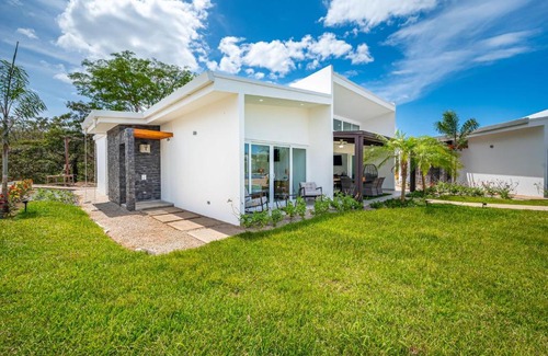 Rio Seco Maison | The Enclave D9