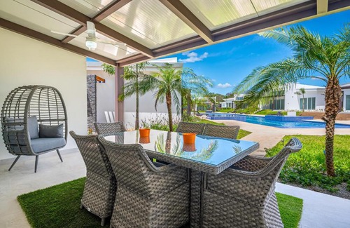 Rio Seco Maison | The Enclave D9