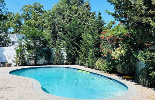 Oceanside Maison | The Endless Summer House Only 10 Mins Drive to Long Beach! Heated saltwater Pool