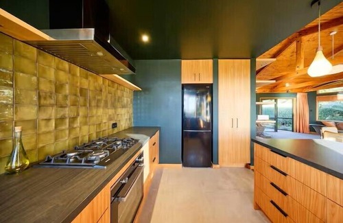 Hapuku Maison | The Entire Mangamaunu Retreat