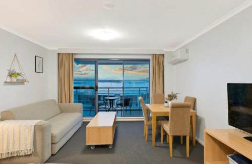 The Entrance Appartement | The Entrance Waterfront Resort, Unit 614