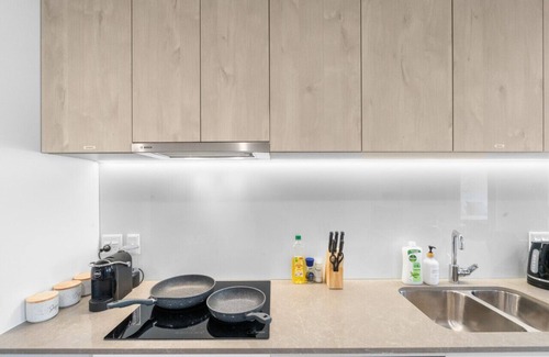 Nundah Appartement | The Eton - Brand NEW Central Nundah Modern 1 Bedroom APT with Parking Netflix