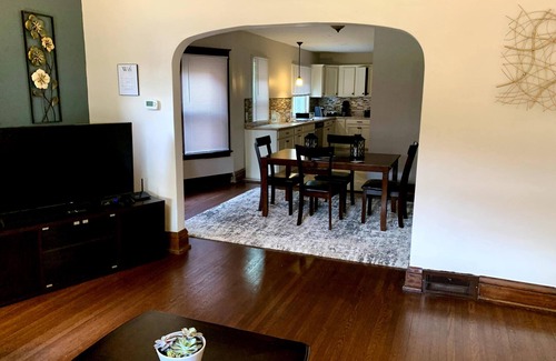 Niagara County Appartement | The Evergreen - Hear the Roar of Niagara Falls - 5 Minutes to Niagara Falls