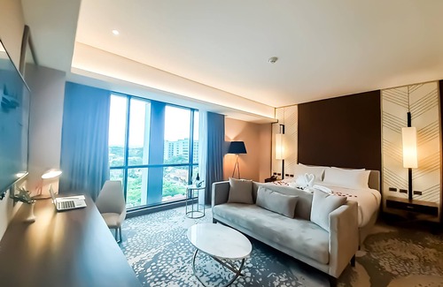 Las Pinas Hôtel | The Excelsior Hotel
