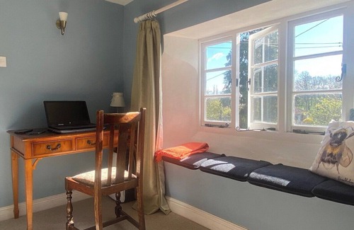 Frome Maison | The Explorers Rest- Garden - Frome