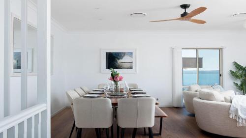 Salamander Bay Maison | The Family Entertainer - with sweeping water views
