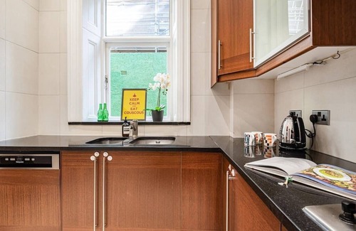 Frognal and Fitzjohns Appartement | The Family Getaway - by Out of Office Lifestyle