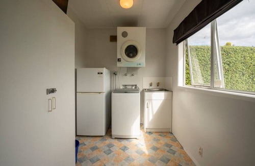 Two Mile Bay Maison | The Family Hub with wifi and pets