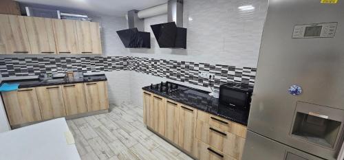 Canaletes Maison | The Family Palace