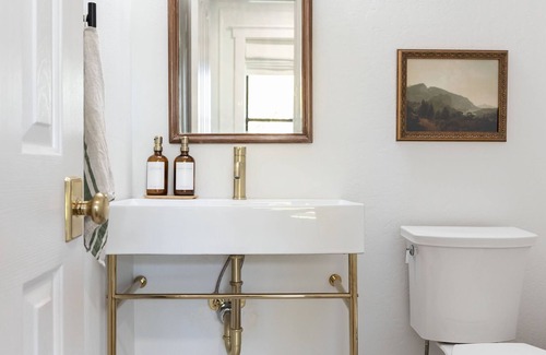 San Tan Valley Autre | The Farmhouse Acreage - Modern Stay with a Country Feel