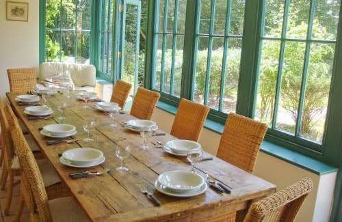 Newent Maison | The Farmhouse