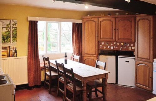 Newent Maison | The Farmhouse