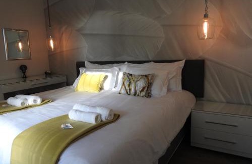 Oudtshoorn Hôtel | The Featherbed - Oudtshoorn