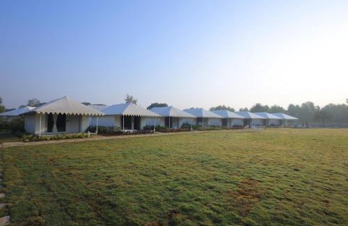 Daman Station Balnéaire | The Fern Seaside Luxurious Tent Resort Daman