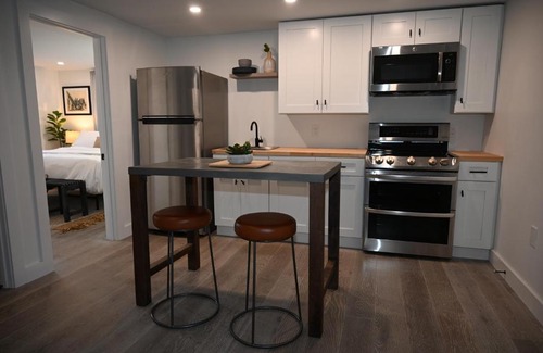 York Harbor Appartement | The Ferncroft Bungalow at York Beach w' Concierge