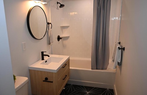 York Harbor Appartement | The Ferncroft Bungalow at York Beach w' Concierge