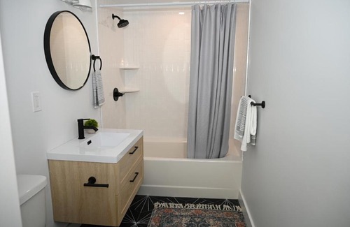 York Harbor Appartement | The Ferncroft Bungalow at York Beach w' Concierge