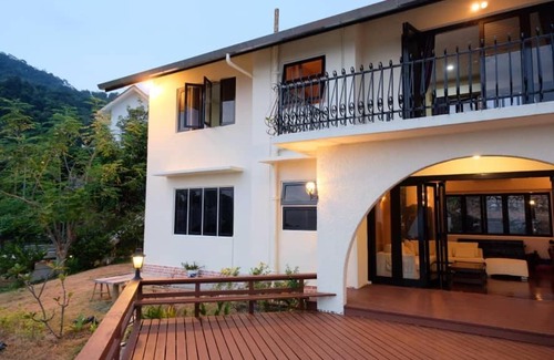 Tanjung Bungah Maison | The Ferringhi Mansion