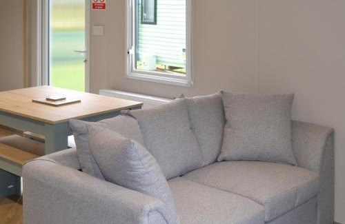 Forres Maison | The Finch