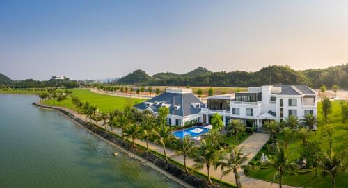 Yen Mo Appartement | The Five Resort & Golf Hoang Gia Ninh Binh