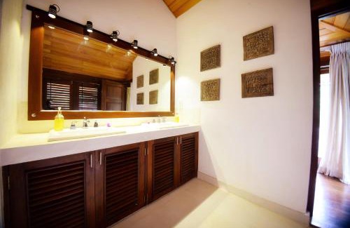 Galagedara Hôtel | The Flame Tree Estate & Hotel
