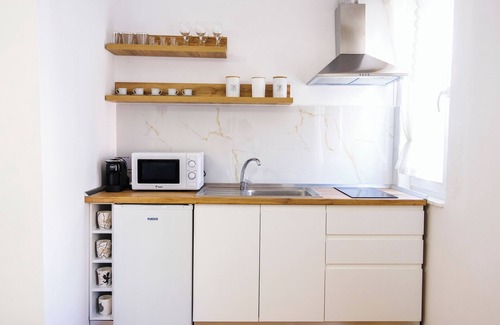Tirana Appartement | The flat is located just 1 minute walk from the Skanderbeg square.