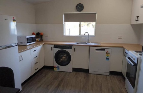 North Moonta Maison | The Flat on Muddy- Welcome to your stylish home away from home!