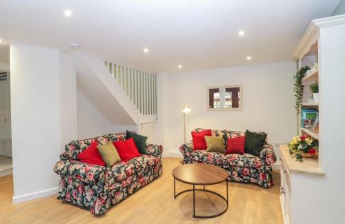 Shipham Maison | The Forge