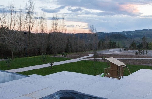 Sobral de Monte Agraco Maison | Quinta Casal dos Coxos by LovelyStay