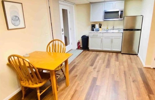 Ruckersville Maison | The Franklin Estate - Suite F-Private Apt-King Bed