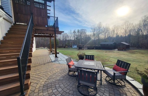 Londonderry Copropriété | The French Farmhouse: A Luxury Two Bedroom Condo on Rural, Peaceful Property