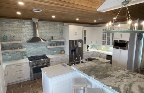 Hope Town Maison | The Frigate House, Luxury Home. Pool, Boat Slip, Beach Access