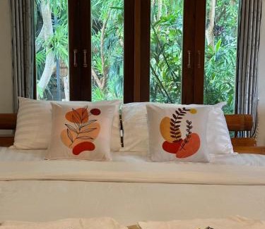Mu Si Cabine | The Frog Khaoyai Resort เดอะฟร็อกเขาใหญ่ รีสอร์ท