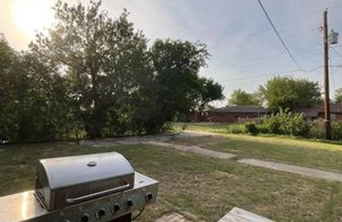 Fort Sill Maison | 4 bedroom Pool home near Fort Sill graduation contractors nurses