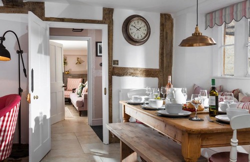 Cow Honeybourne Maison | The Gables