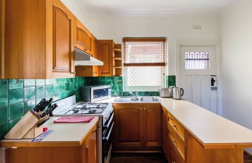 Albert Park Appartement | The Gables Stylish Victorian Beachfront Abode