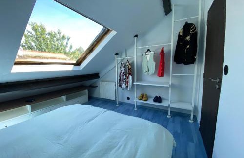 Villemareuil Appartement | The Gallery - Cozy Apartment