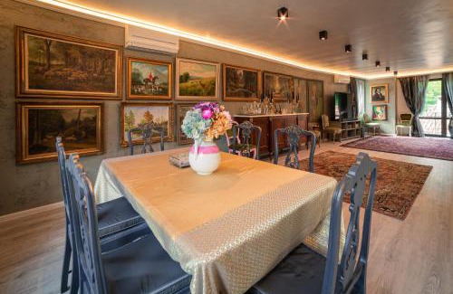 Veliko Tarnovo Maison | The Gallery Guest House - Garden and Garage