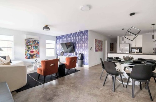 Ithaca Maison | The Gallery House- Hot Tub and Designer Home