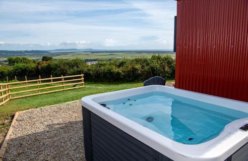 Kidwelly Chalet De Ski | The Gambo Shepherd's Hut